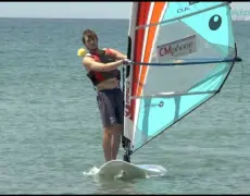 Descubre la mejor experiencia de windsurf en la impresionante bahía de Toba en Mie