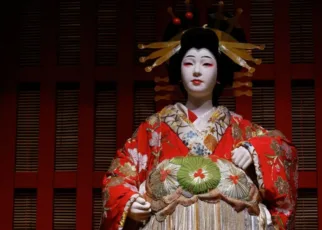 woman in red and white kimono