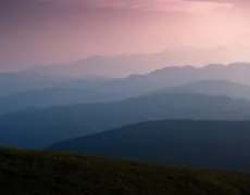 Descubre la belleza natural de Izu: Explorando las montañas a través del senderismo